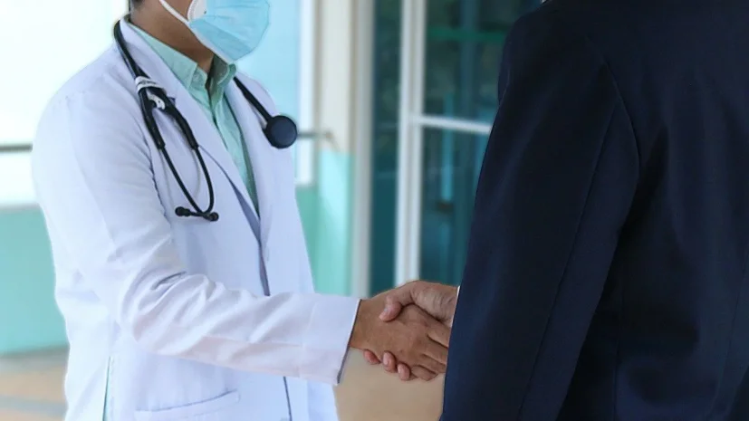 Đức Thánh Cha mời gọi các bác sĩ quan tâm và thân thiện với bệnh nhân