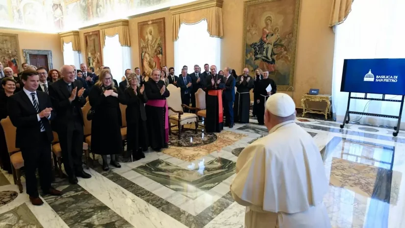 Đức Thánh Cha Phanxicô: Nhân viên Đền thờ Thánh Phêrô hãy giúp du khách cảm nhận đây là nơi của đức tin và lịch sử
