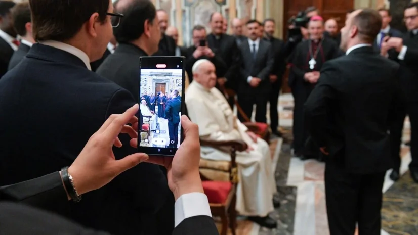 Đức Thánh Cha Phanxicô gặp gỡ cộng đoàn chủng viện Burgos ở Tây Ban Nha