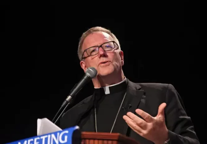 HOA KỲ: TẠI SAO ĐỨC CHA ROBERT BARRON, NGÔI SAO LOAN BÁO TIN MỪNG TRÊN INTERNET, LẠI MUỐN THÀNH LẬP MỘT DÒNG TU?