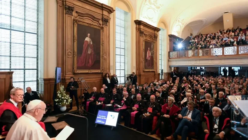 Diễn văn của Đức Thánh Cha Phanxicô trong buổi gặp gỡ các giáo sư đại học ở Bỉ