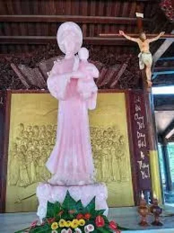 Giảng Lễ Thứ Sáu Ngày 13 Tại Trung Tâm Đức Mẹ Lavang, Dambri