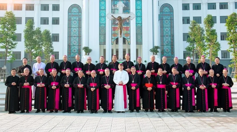 THỪA TÁC VỤ, THỪA TÁC VIÊN