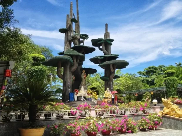 HÀNH HƯƠNG TRONG NĂM TOÀN XÁ