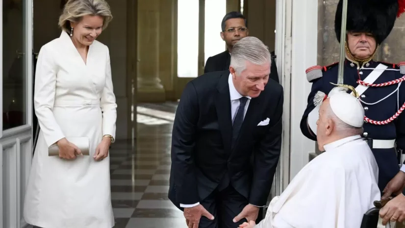 Đức Thánh Cha thăm hữu nghị Vua Bỉ